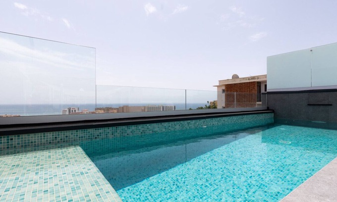 Carihuela Casa | Modern Two-Floor Townhouse Next to the Beach