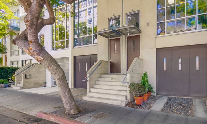 Little Italy Condominio | Modern Urban Row Home * 2 Blocks to San Diego Bay * A/C