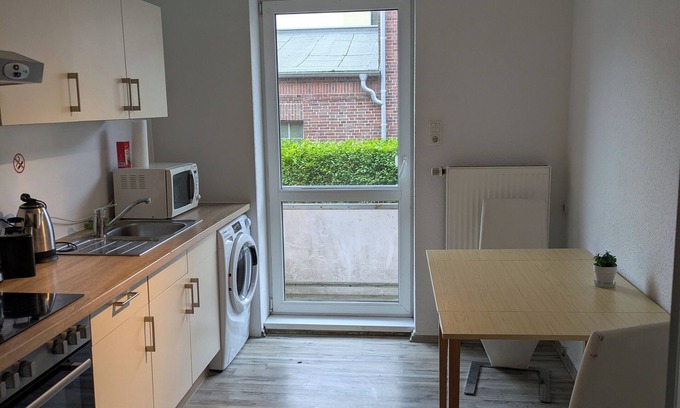 Center Apartamento | Modern vacation apartment with balcony: ideal for couples & families
