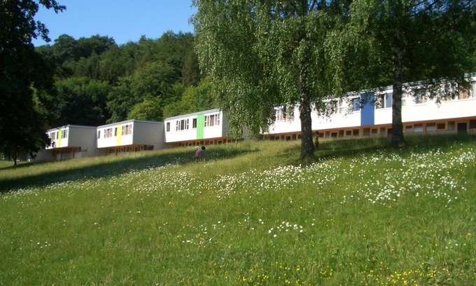 Hubingen Casa | Modern vacation apartment for six people in a park-like setting