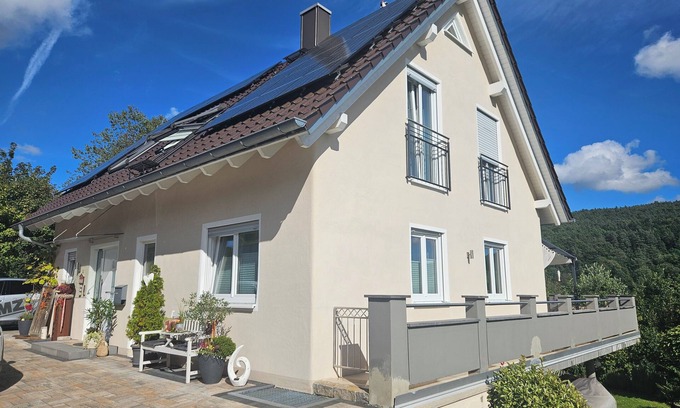 Heimbuchenthal Apartamento | Modern vacation apartment in a very beautiful location, surrounded by forests and hiking trails!