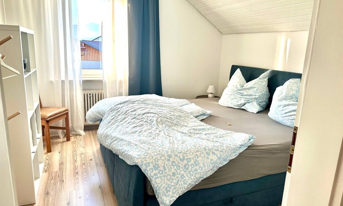 Furth im Wald Apartamento | Modern vacation home with balcony and bathtub (81 sqm)