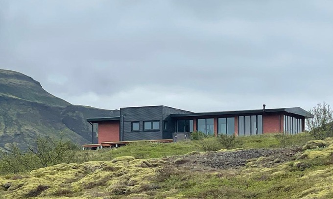 Selfoss Villa | Modern villa - in Golden Circle - Gullfoss Geysir Þingvöllur - Freyjustíg 13, 805 Selfoss