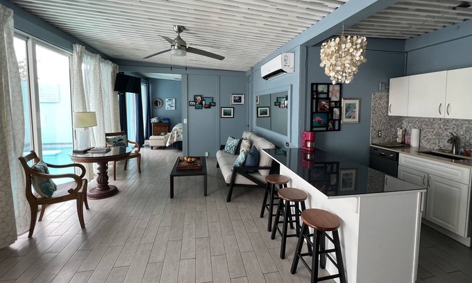 Red Hook Villa | Moderno, renovado villa con piscina privada
