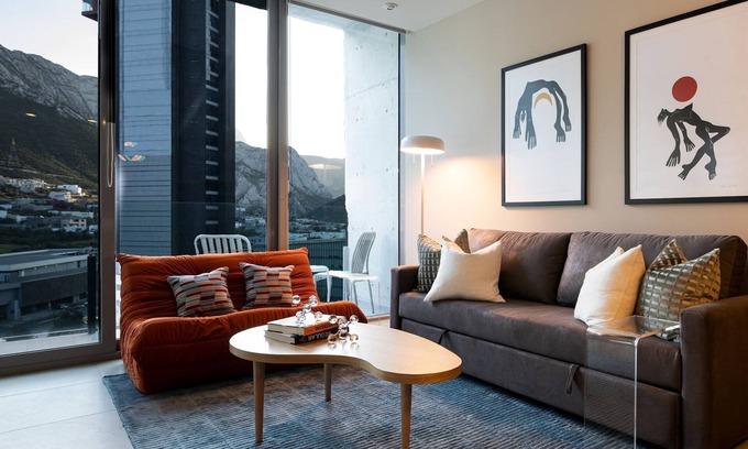 Santa Catarina Apartamento | San Pedro condo, nearby pool-Jardín Secreto 1102.