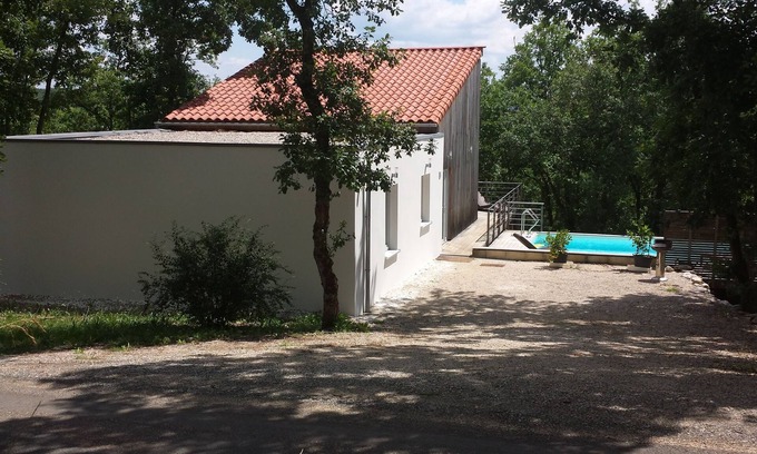 Luzech Casa | Modern wooden house with tree terrace and private heated pool
