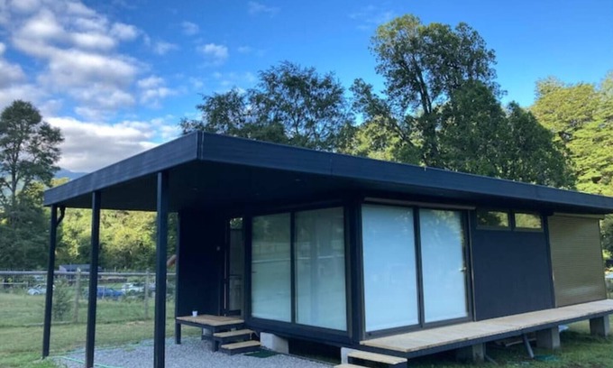 Pucon Casa | Moderna, acogedora y con río