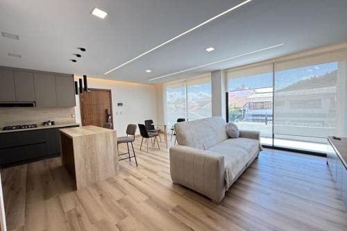 Huayna-Capac Apartamento | Moderna Suite a estrenar en la Atenas del Ecuador