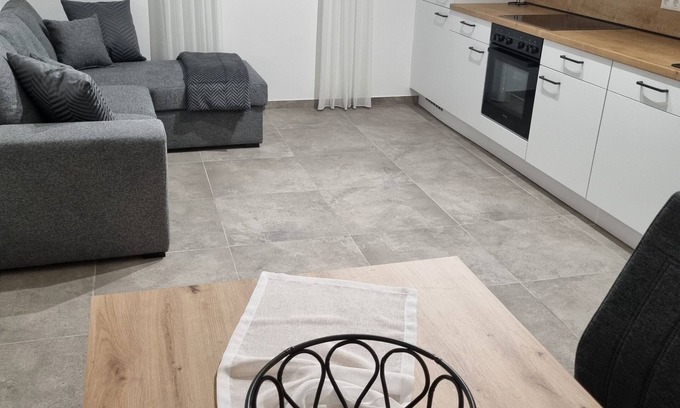 Euskirchen Apartamento | Moderne Ferienwohnung mit Großer Terrasse
