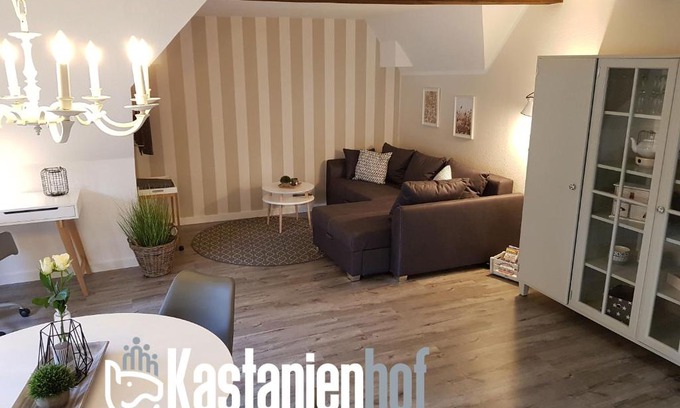 Oetzen Apartamento | Moderne Ferienwohnung auf dem Kastanienhof Oetzen