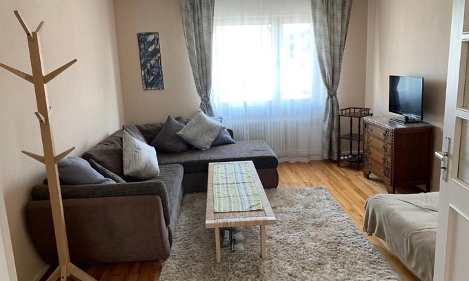 Dillingen Apartamento | Moderne Ferienwohnung mit Balkon im schönen Saarland