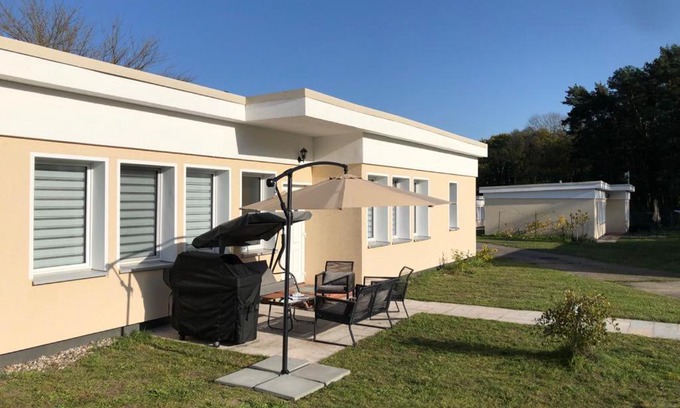 Gotz Apartamento | Moderne Ferienwohnungen mit Terrasse, Pool, Wallbox & Spielplatz in den Götzer Bergen - ideal für Ihren Berlin-Besuch und auch für Gruppen bis zu 40 Personen geeignet