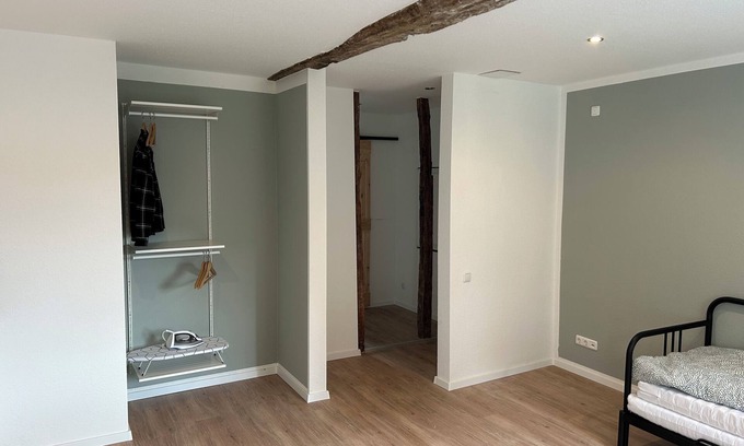 Alsdorf Apartamento | Moderne Wohnung Über Restaurant