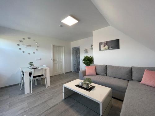 Luenen Apartamento | Moderne Wohnung nah am Cappenberger-See, 1-4 Gäste