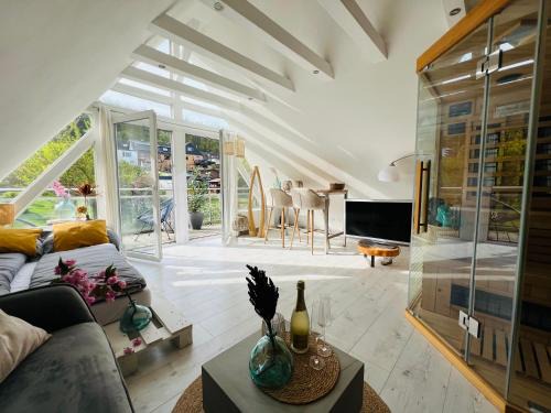 Rudinghausen Casa | Moderner Altbau mit Infrarotsauna im Grünen