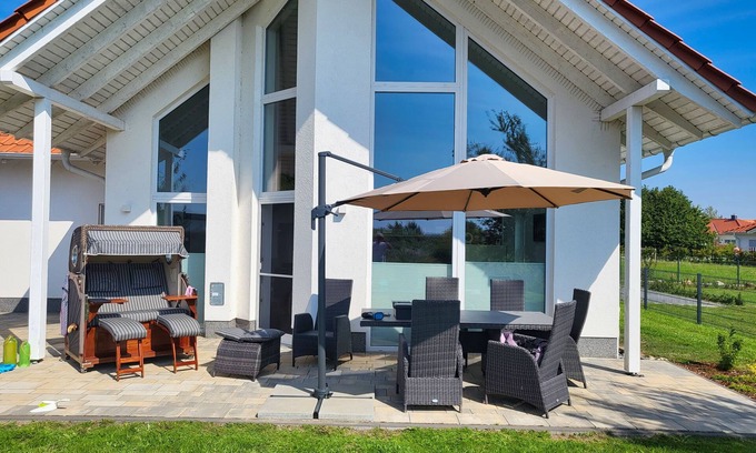 Trent Casa | Modernes Ferienhaus mit Kamin, Garten und Eigener Sauna - Ferienhaus Meerfreude