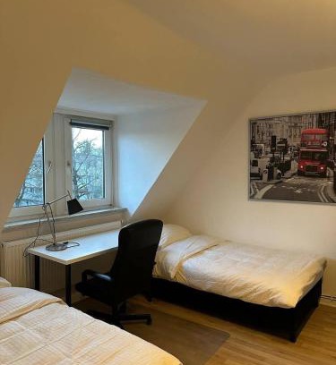 Ricklingen Apartamento | Modernes & Komfortables Apartment bis zu 6 P