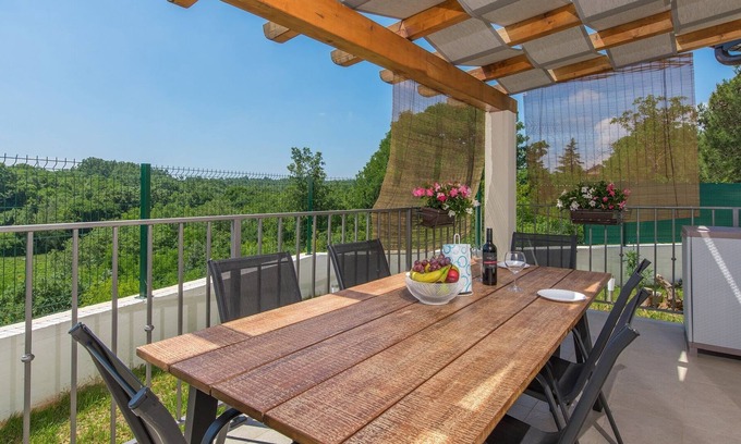 Matohanci Cabaña | Moderna casa de vacaciones cerca de Rovinj con piscina privada para 6 personas