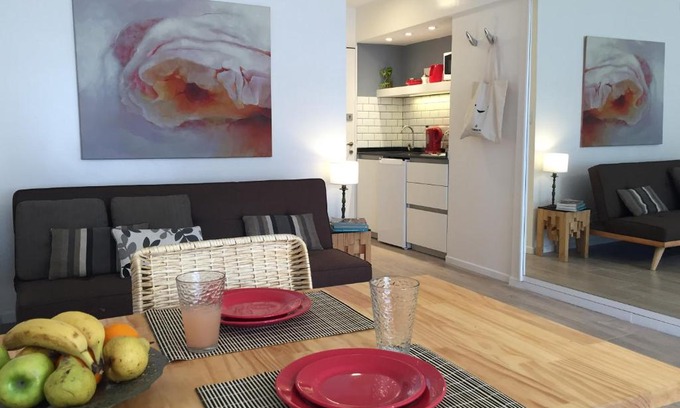 Retiro Apartamento | Moderno apartamento en excelente ubicación