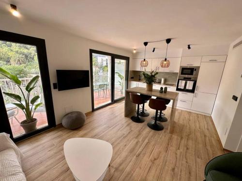 Puerto de Soller Apartamento | Moderno y acogedor apartamento con terraza “ Llebeig”