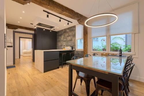Bilbao Old Town Apartamento | Moderno y Lujoso en el Historico Casco Viejo