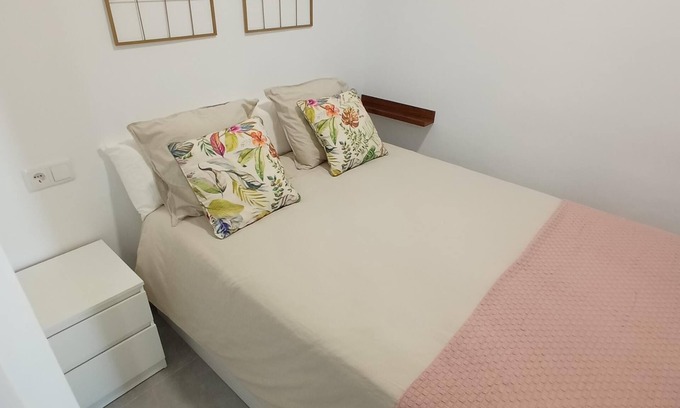 Valdeolleros Apartamento | Modernos Lofts Vial Norte 2