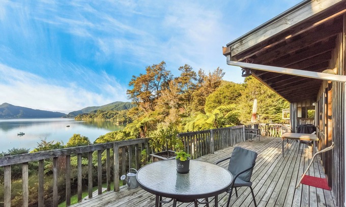 Moetapu Bay Casa | Moetapu Bay Bliss - Marlborough Sounds Retreat