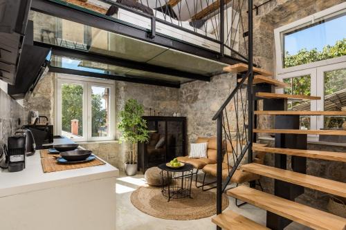 Rijeka Apartamento | Molo Longo - Central Apartments & Rooms