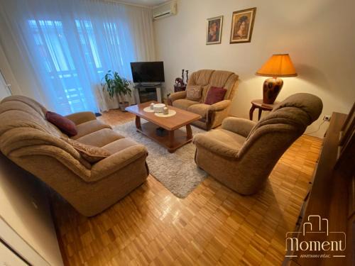 Vrsac Apartamento | Moment Apartman Vrsac