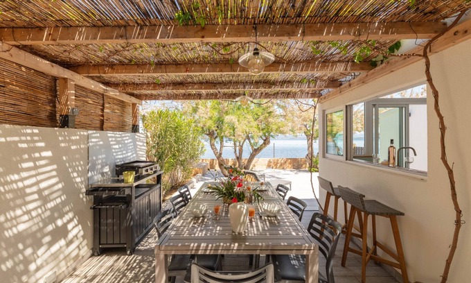 Giens Villa | Mon Rêve-Villa-Rural-Baño privado con ducha-Vista al Mar