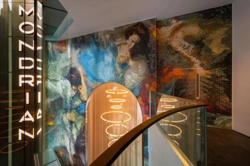 Tsim Sha Tsui Hotel | Mondrian Hong Kong