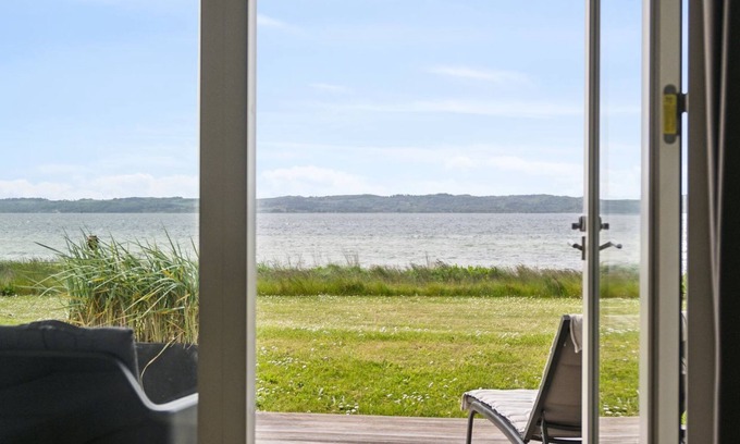 Syddjurs Kommune Apartamento | "Monia" - 20m from the sea by Interhome