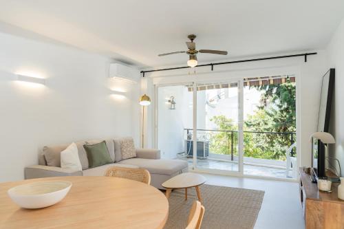 Torremolinos Apartamento | MONKÓ LAS FLoRES
