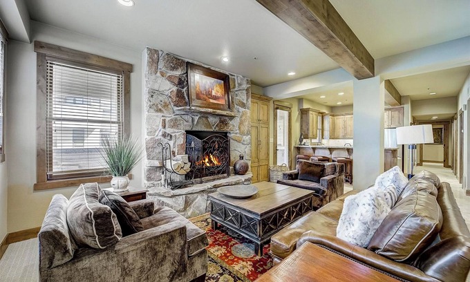 Deer Valley Condominio | Mont Cervin #24 by AvantStay | Luxury Ski in Ski out home in Park City!