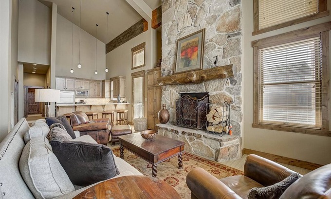 Deer Valley Condominio | Mont Cervin #32 by AvantStay | Ski In Ski Out Home in Silver Lake Village