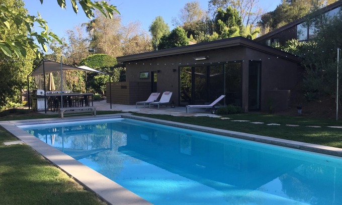 Montecito Apartamento | Cabaña Montecito con vistas a la montaña y piscina