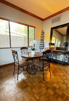 Coast Village Cabina | Montecito Cottage