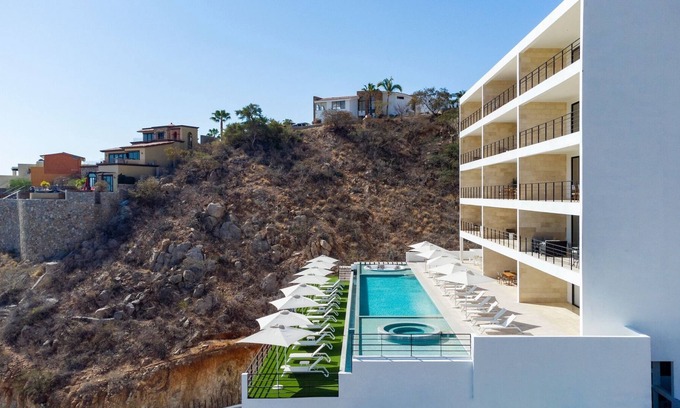 Colonia El Progreso Apartamento | Montemar 202: 2bd Condo / Pool / Ocean Views