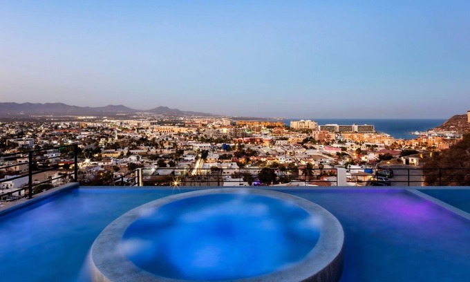 Colonia El Progreso Apartamento | Montemar 803: 2bd Condo Pool Ocean Views Gym