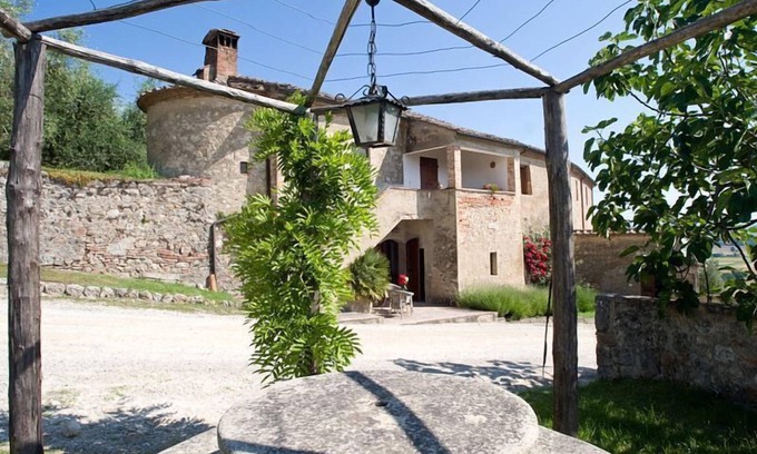 Sovicille Otro | Montestigliano, una auténtica casa de campo en el corazón de la Toscana, es un oasis de paz y belleza que ofrece a sus huéspedes residencias refinadas y una vista encantadora