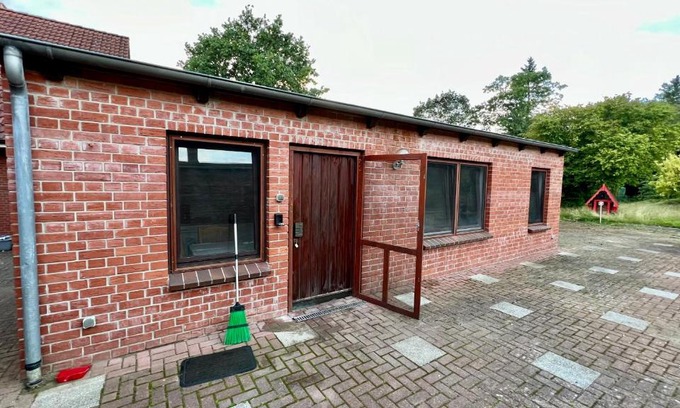 Itzehoe Apartamento | Monteurhaus in Itzehoe ruhige Lage, Küche & Parkplatz inklusive