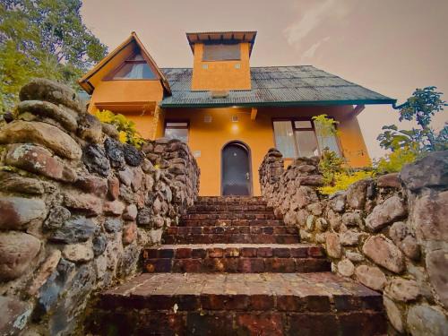 Tenza Casa | Monteverde Best Inn - CASAS QUINTAS
