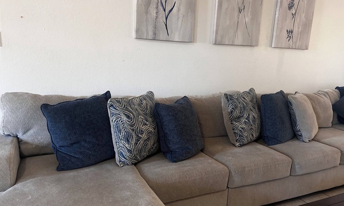 Eagle Pass Casa | Monthly rental Charming 3-bedroom house with AC and WiFi in tranquil Eagle Pass