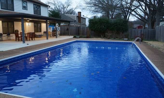 Ellendale Casa | MONTHLY STAYS-Roomy 6BR Home in Memphis - Close to Everything
