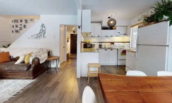 Alpine Meadows Cabina | Monthly Winter Whistler Cabin - Available for Christmas