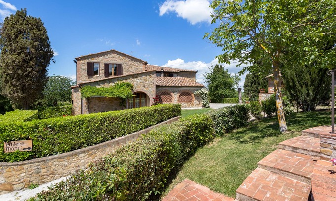 San Macario In Monte Otro | Monti 1824- Panoramic farmhouse with pool.Easy walk of 1 km to the local village
