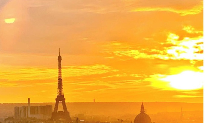 Montmartre Apartamento | Montmartre Flat With Eiffel Tower View