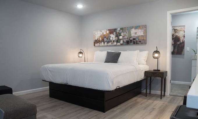 Montrose Apartamento | Montrose Coolest Studio! Medical Center 22 ⭐️⭐️⭐️⭐️⭐️