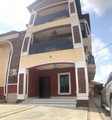 Ojokoro Apartamento | Montrose Gardens