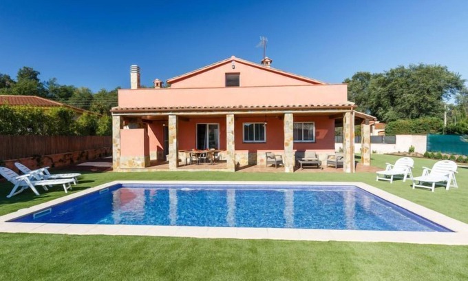 Can Carbonell Casa | Montverde by Interhome